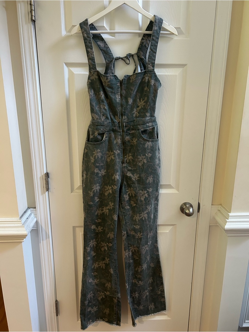 Free People We the Free CRVY 2nd Ave Printed One Piece Jumpsuit Size 6 - Picture 2 of 9